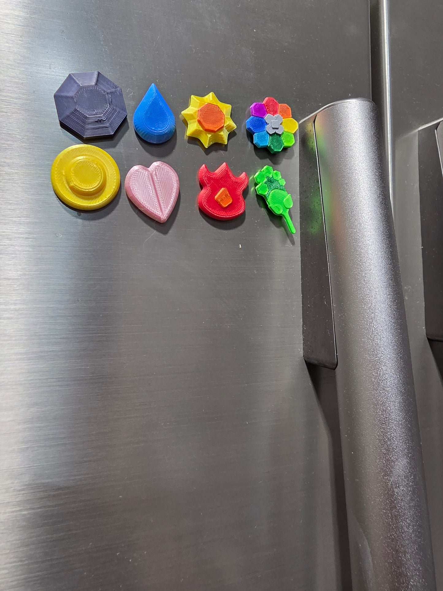 Capsule Creature Generation 1 badge Case - Magnetic