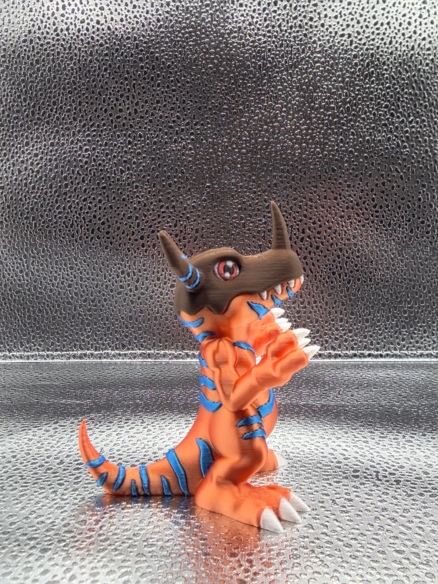 Greymonaton 3" Tall